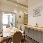 아파트 Basilica View Three Bedrooms Prime With Free Parking 부다페스트