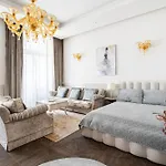 Basilica View Three Bedrooms Prime With Free Parking 부다페스트