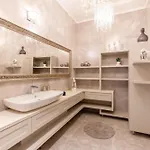 Basilica View Three Bedrooms Prime With Free Parking 아파트 부다페스트