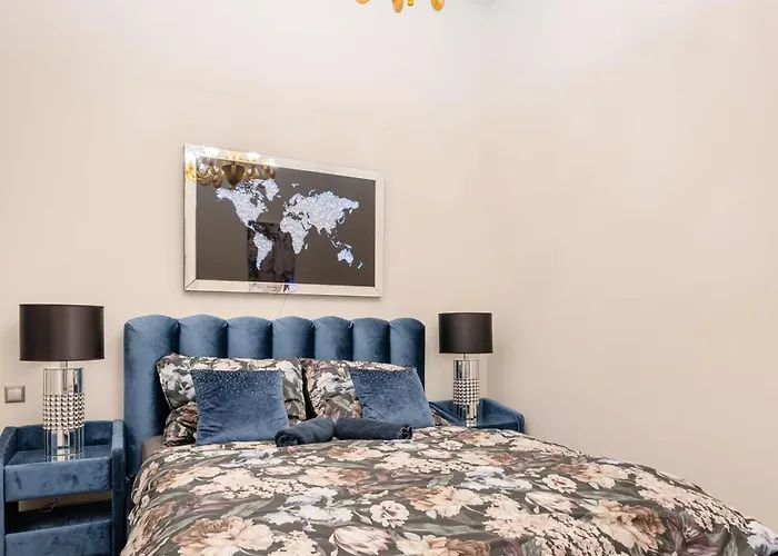 Basilica View Three Bedrooms Prime With Free Parking بودابست
