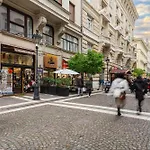 Basilica View Three Bedrooms Prime With Free Parking Appartamento *