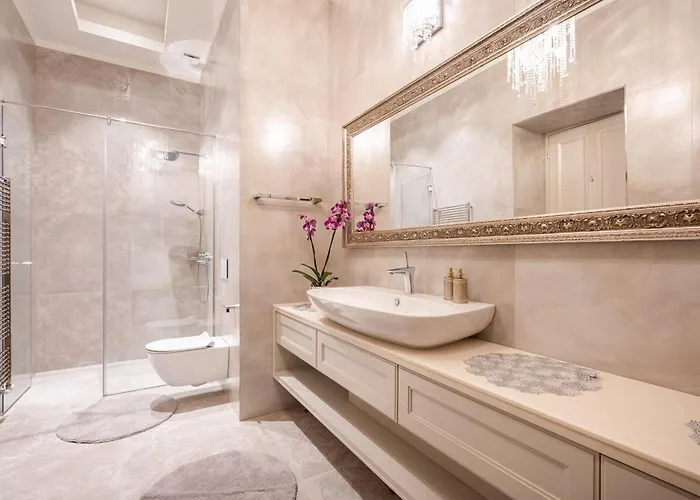 Apartman Basilica View Three Bedrooms Prime With Free Parking *