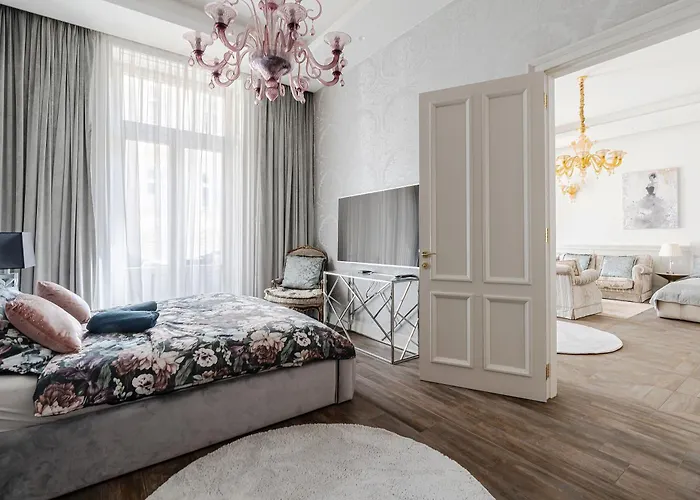 Apartman Basilica View Three Bedrooms Prime With Free Parking *